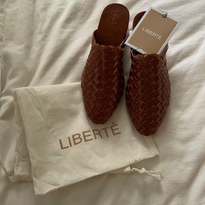 NWT Liberté Mules